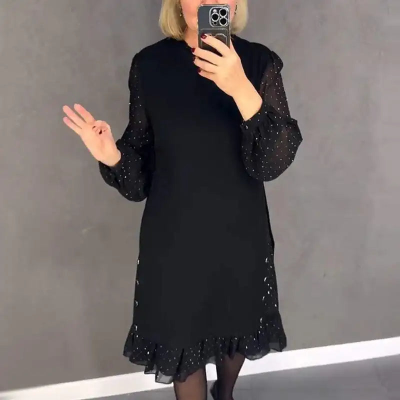 Vestido Com Detalhes em Stras e Tule
